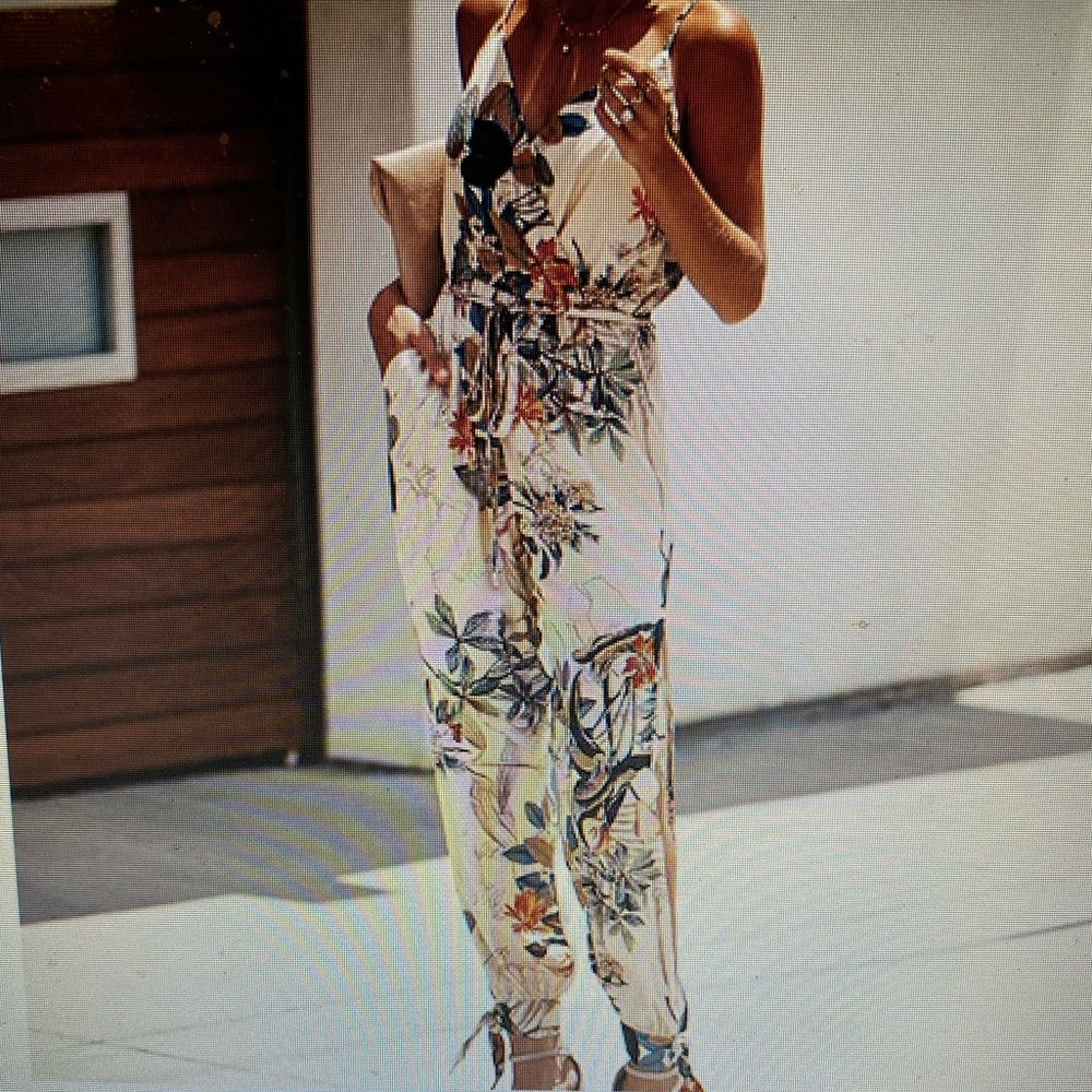Jumpsuit - Romper